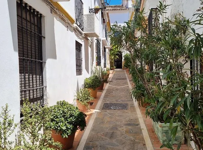 Town House With Roof Terrace - Old Town *