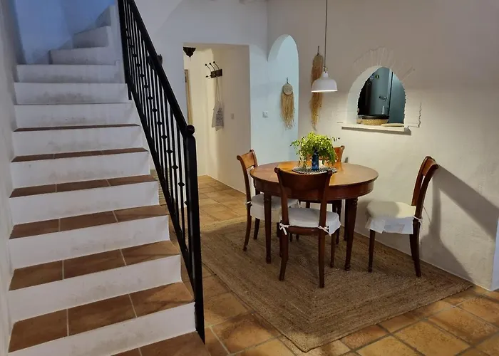 דירה Town House With Roof Terrace - Old Town