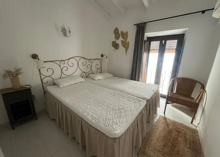 Town House With Roof Terrace - Old Town Marbella